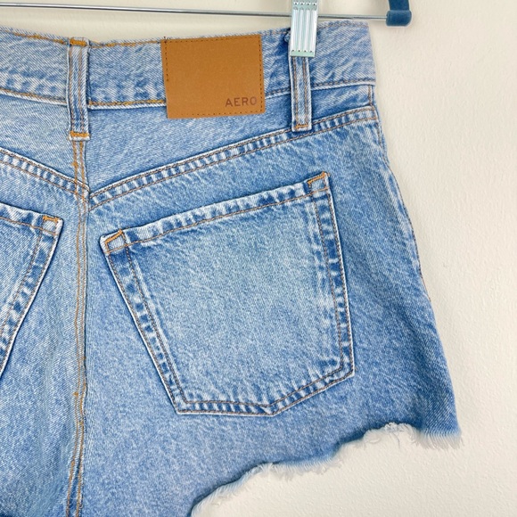 Aeropostale Jean Shorts Size 8, Festival Denim Distressed - Picture 7 of 8